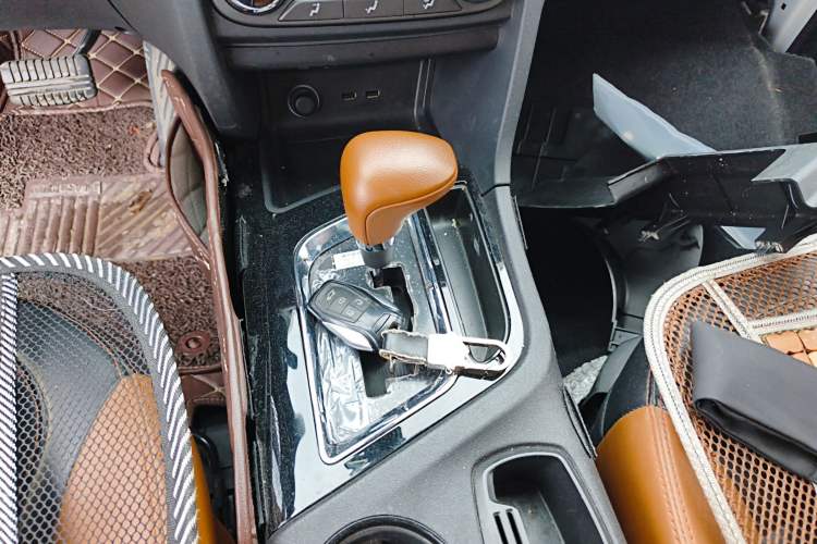 Used Soueast DX7 2018 Classic Edition 1.5T Automatic Comfort Model China V Standard