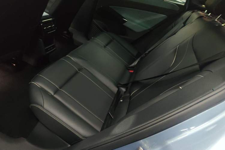 Used Volkswagen ID.4 X 2023 Pure Long-Range Version Left Rear Seat