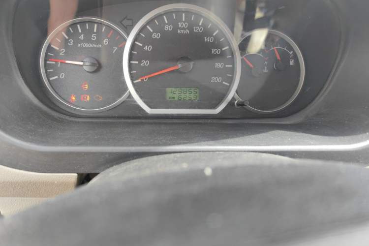 Used Wuling Hongguang 2010 1.2L Standard Version China IV Odometer Close Up