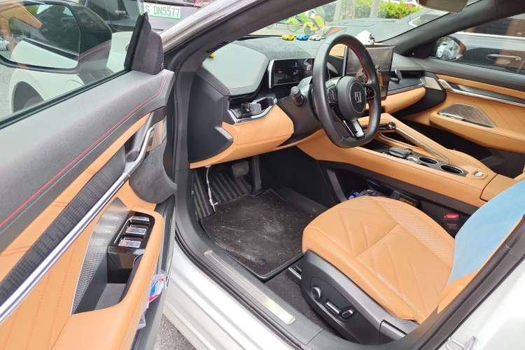 Used Zeekr 001 2023 WE Edition 86 kWh Interior 3