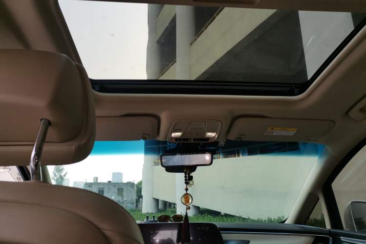 Used Buick GL8 2022 ES Landtrek 653T Luxury Edition Headliner