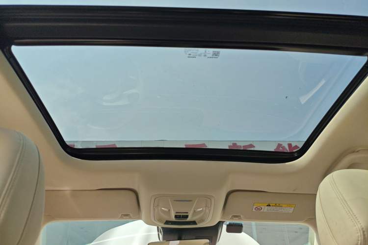 Used ORA Good Cat 2024 401 km Luxury Version Headliner