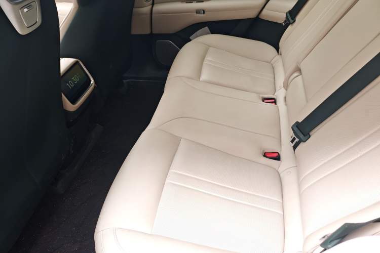 Used Xiaomi Auto YU7 2025 Ultra-Long Range Rear-Wheel Drive Version