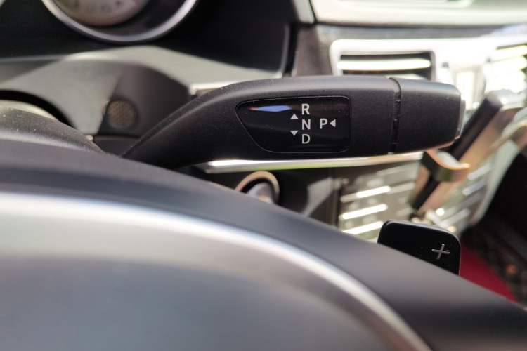 Used Mercedes-Benz E-Class 2015 Facelift E 200 L Sport Edition