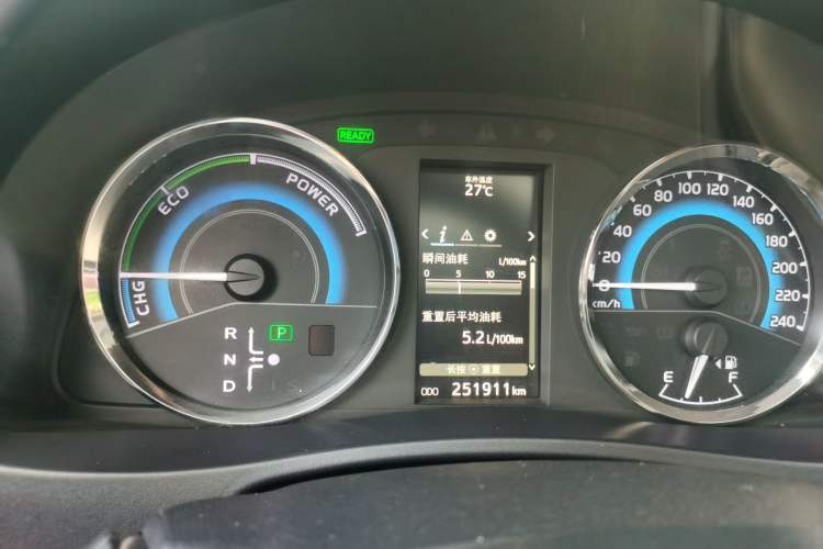 Used Toyota Levin 2017 Revised Dual-Engine 1.8H GS E-CVT Elite Sunroof Version China V Standard