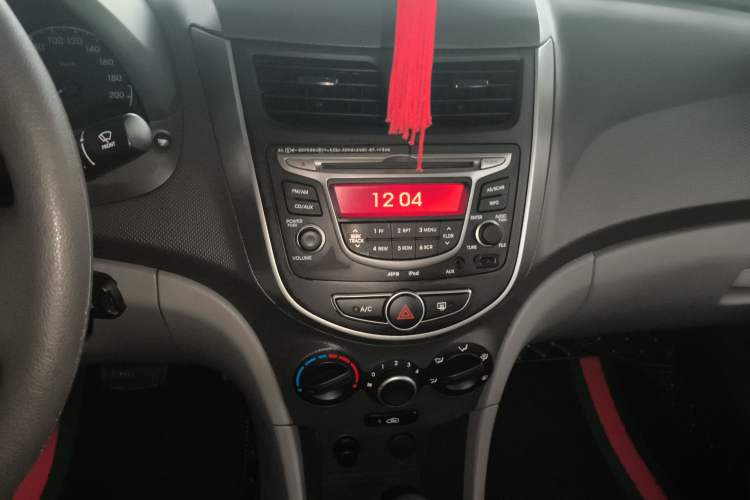 Used Hyundai Verna (older generation) 2014 1.4L Automatic Smart GLS