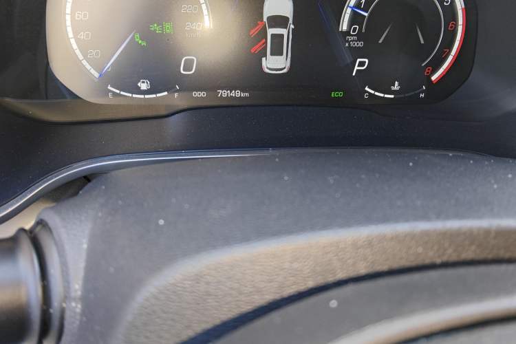 Used Wey VV6 2018 2.0T Two-Wheel Drive Flagship Version China V Standard
