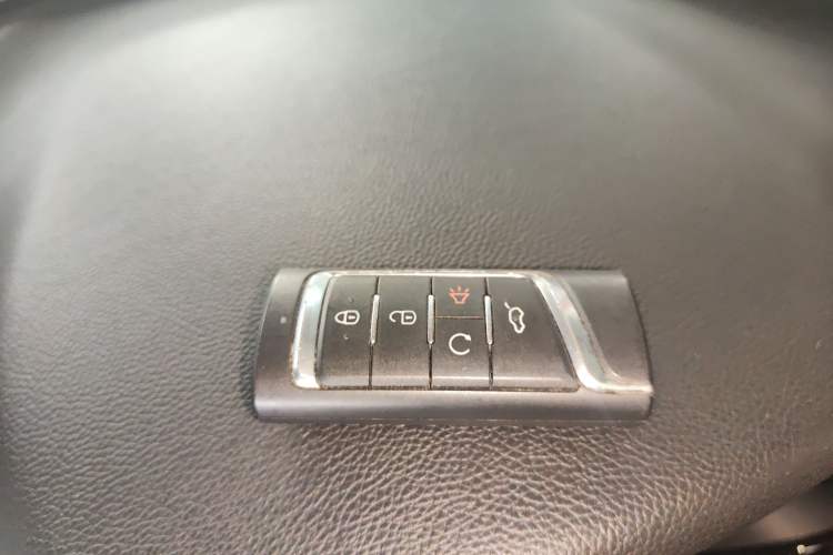 Used GAC Trumpchi GS8 2017 320T Four-Wheel Drive Supreme Edition (7-seater)