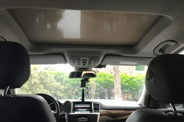 Used Mercedes-Benz M-Class 2015 ML 400 4MATIC Dynamic Model