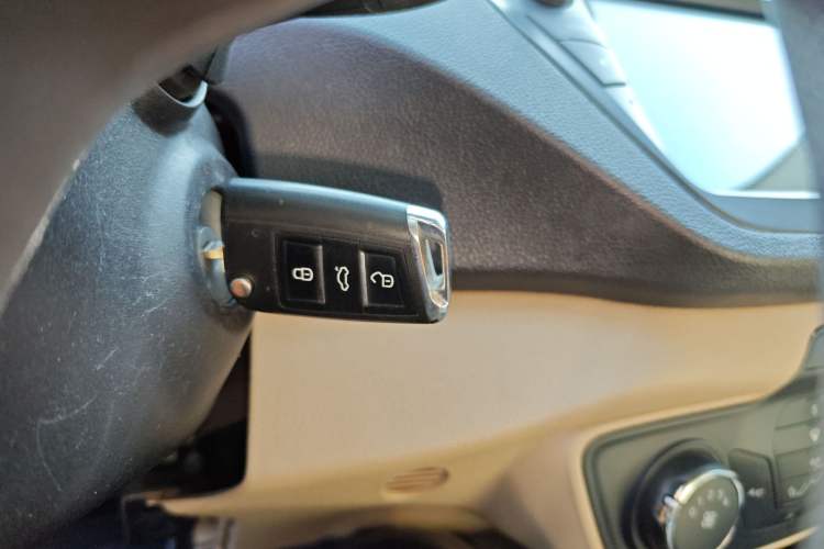 Used Ford Escort 2015 1.5L Automatic Comfort Edition
