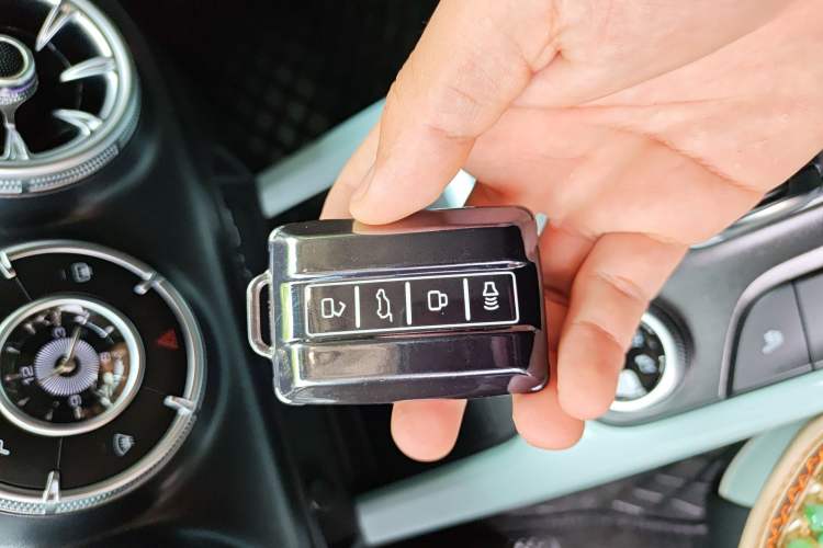 Used Tank 300 2021 City Edition 2.0T—Truly Stylish Vehicle Key