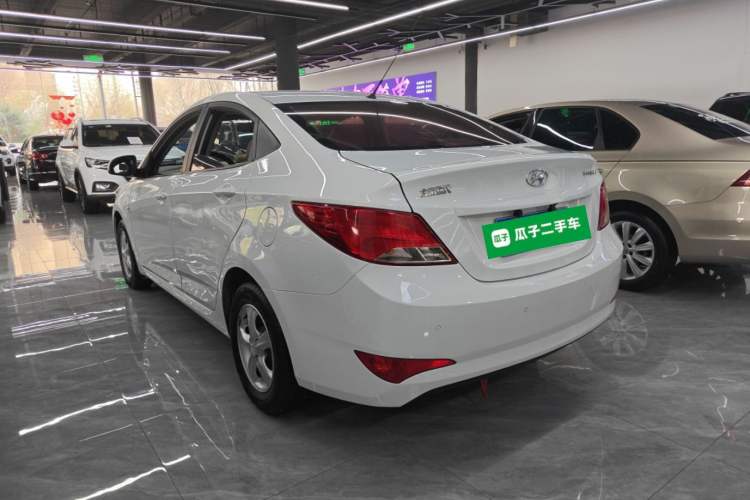 Used Hyundai Verna (older generation) 2016 1.4L Manual Smart GLS Trim