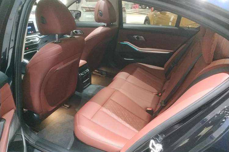 Used BMW i3 2024 eDrive 40 L Midnight Edition