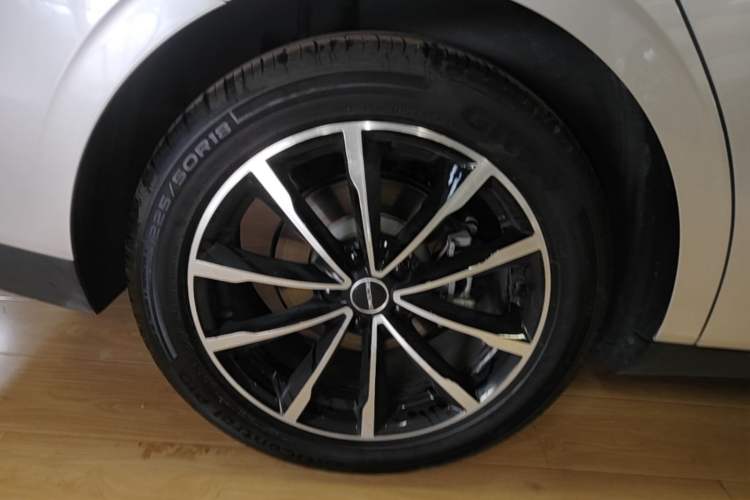 Used Roewe D7 2025 DMH 125km World Champion Excellence Edition

