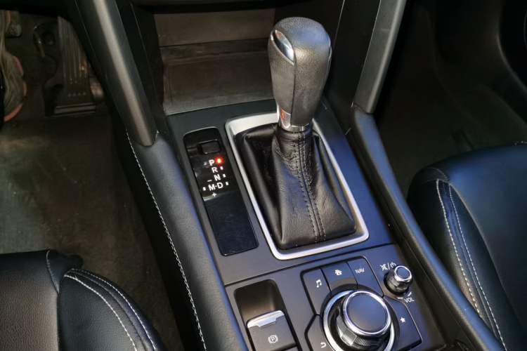 Used Mazda CX-4 2021 2.0L Automatic Two-Wheel Drive Blue Sky Dynamic Edition
