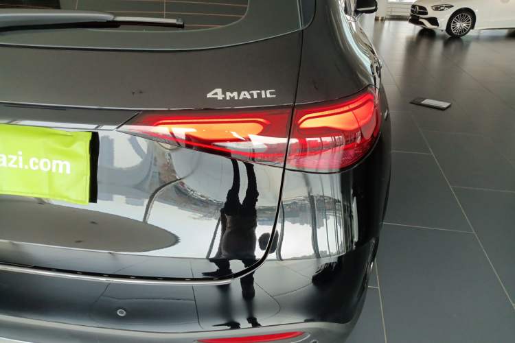 Used Mercedes-Benz GLC 2024 Refreshed GLC 300 L 4MATIC Dynamic Version 5 Seats