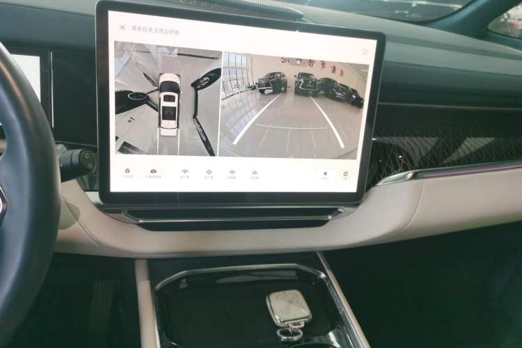 Used Zeekr 009 2022 WE Edition
