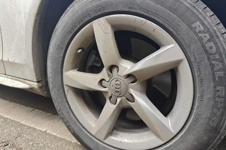 Used Audi A4L 2013 35 TFSI Automatic Comfort Model
