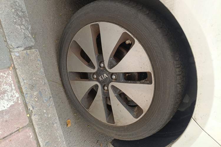 Used Kia K2 2011 Sedan 1.6L Automatic Transmission Premium
