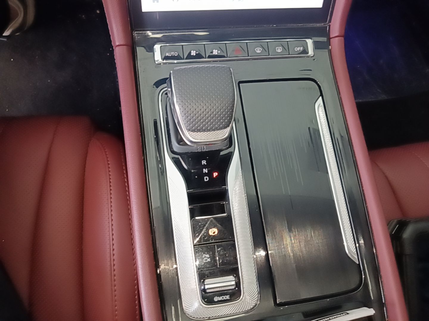 Hongqi H5 PHEV 2025 130 Super Hybrid Version — снимка 16