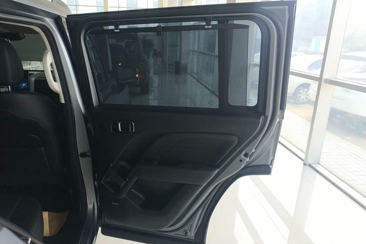 Used Haval Raptor New Energy 2024 Hi4 145 Cross-Over Edition Interior 6