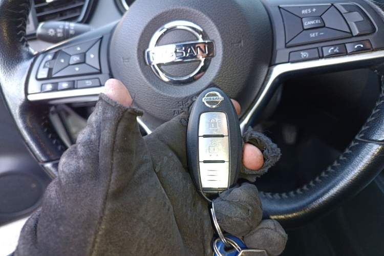 Used Nissan X-Trail 2019 2.0L CVT Smart Connect Comfort Edition 2WD
