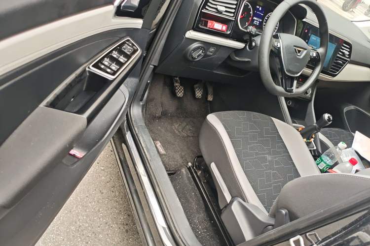 Used Jetta VS5 2024 280TSI Manual Pioneer Edition Driver Seat