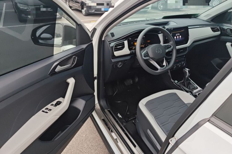 Used Volkswagen Tharu 2025 New Sharp 1.5L Ambitious Edition Driver Seat