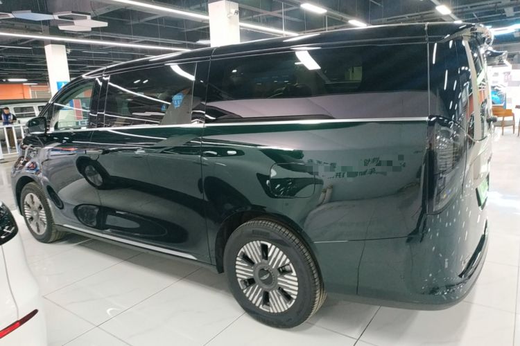 Used Geely Galaxy LEVC L380 2024 100 kWh 6-Seater Two-Wheel Drive Air