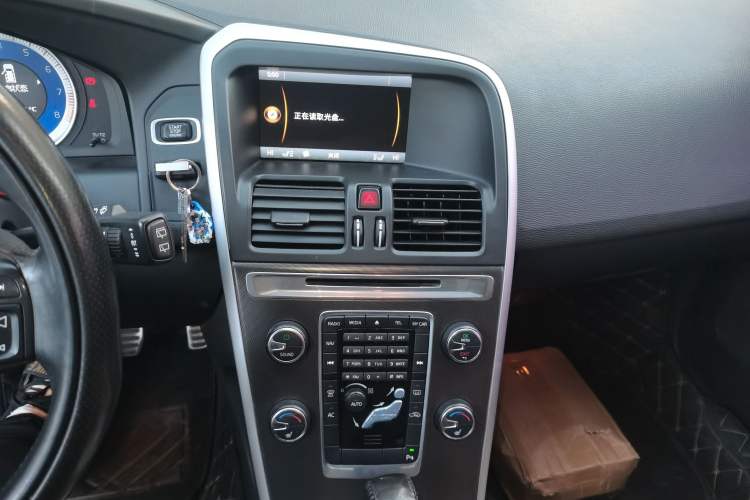 Used Volvo XC60 2011 2.0T Zhiya Edition