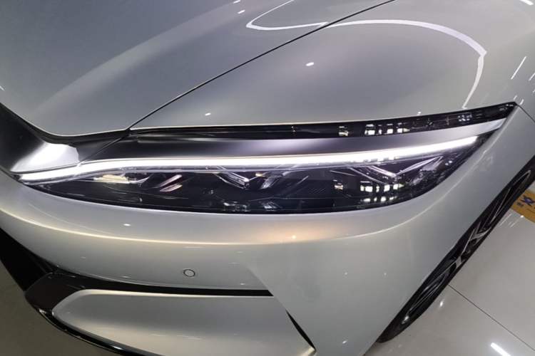 Used BYD Han L 2025 EV Four-Wheel Drive LiDAR Flagship Model
