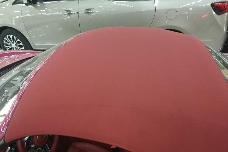 Used Porsche 718 2022 Boxster 2.0T Roof