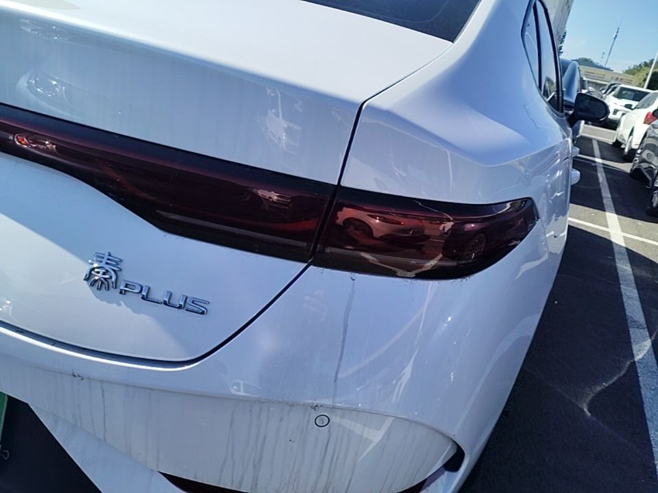 BYD Qin PLUS 2025 DM-i Smart Drive 55KM Leading Model — снимка 9