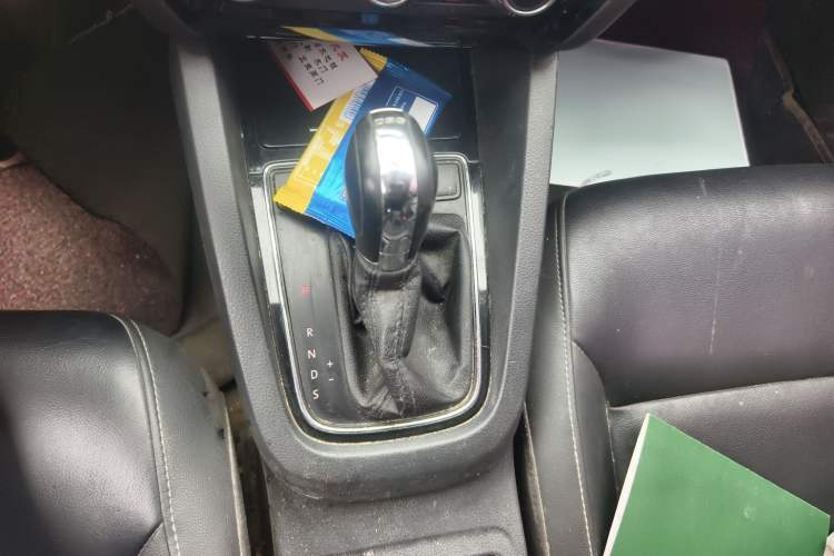 Used Volkswagen Sagitar 2015 230TSI Automatic Comfort Version
