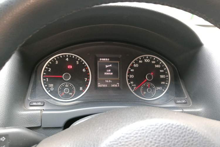 Used Volkswagen Tiguan 2015 1.8TSI Automatic Two-Wheel Drive Luxury Model Instrument Cluster