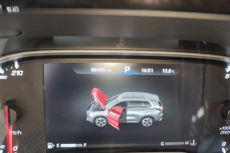 Used SAIC MAXUS D60 2019 1.5T Automatic Smart Enjoyment Version 6 Seats