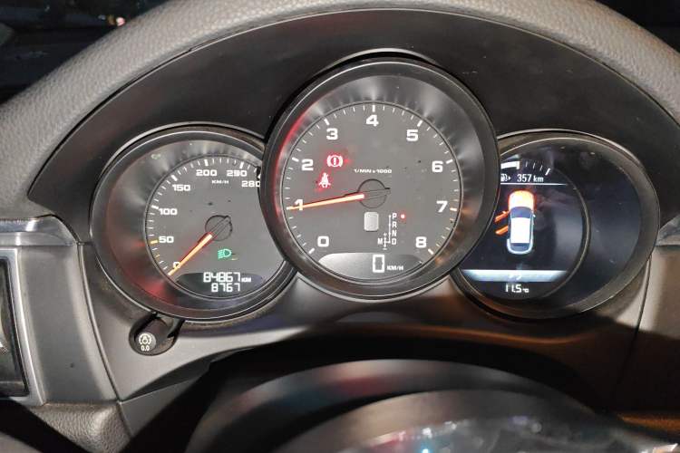 Used Porsche Macan 2014 Macan 2.0T Instrument Cluster