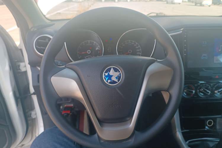 Used Venucia T70 2016 1.6L Manual Ruixing Edition Steering Wheel