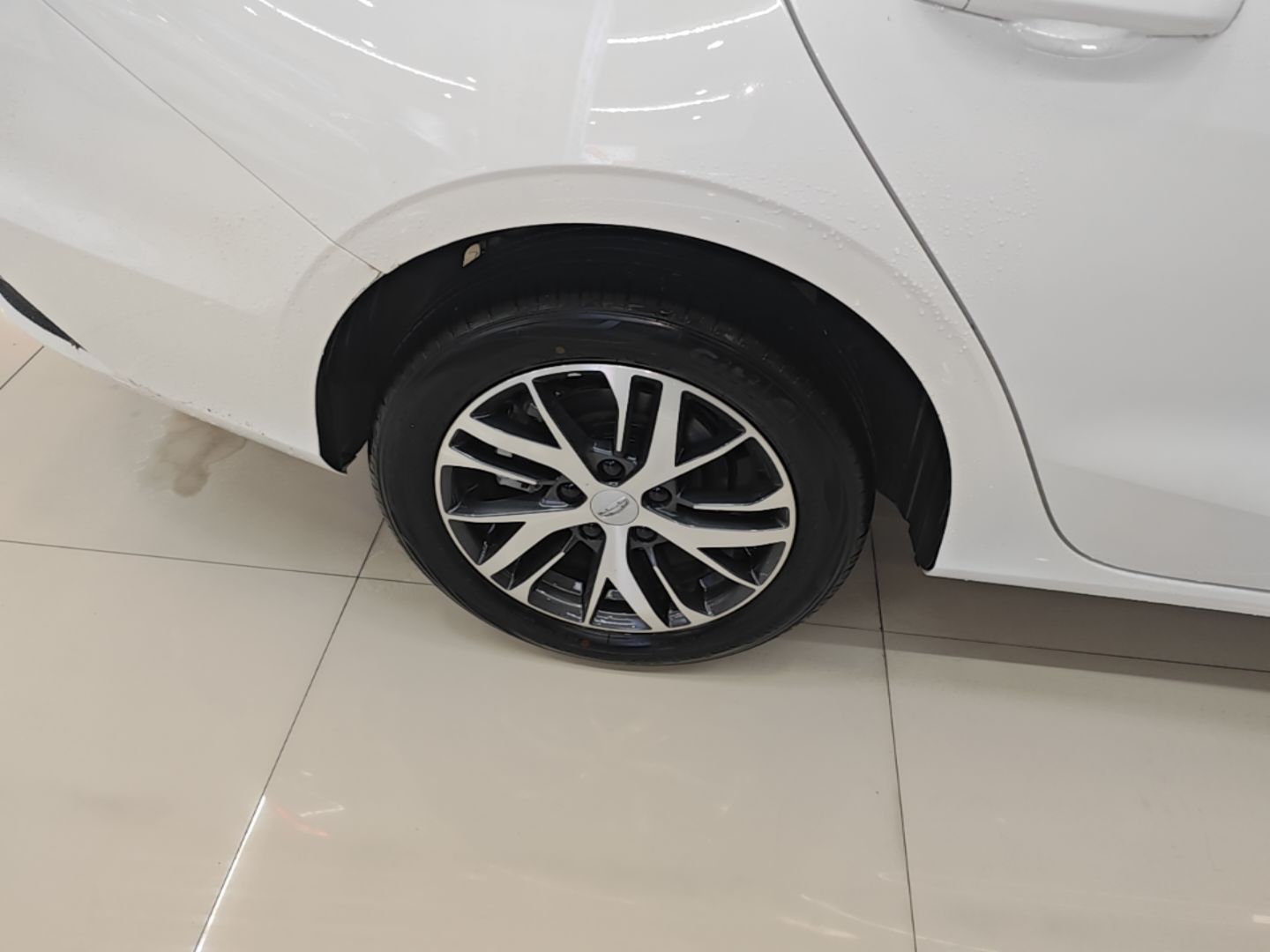 Geely Auto Emgrand 2026 Model 4th Generation 4 Millionth Anniversary Edition 1.5L CVT Overdrive Edition — снимка 11