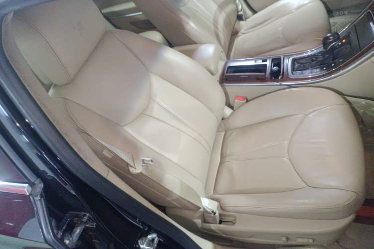 Used Roewe 950 2012 2.0L Elegant Edition