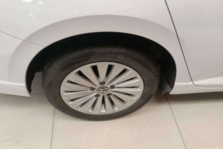 Used Volkswagen Lavida 2019 1.5L Automatic Comfort Edition China VI Standard Right Rear Wheel Hub