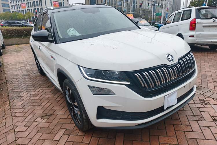 Used Skoda Kodiaq GT 2022 TSI330 Two-Wheel-Drive Luxury Edition Exterior 1