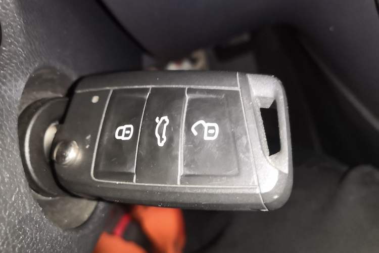 Used Volkswagen Golf 2015 1.4TSI Comfort Travel Edition