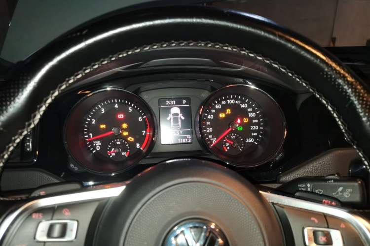 Used Volkswagen Sagitar 2016 280TSI Automatic R-Line
