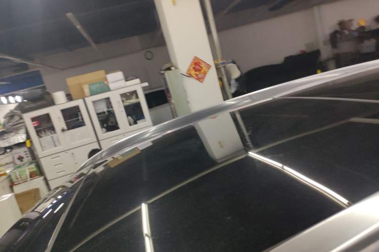 Used Mercedes-Benz GLC 2017 GLC 260 4MATIC Luxury Model Roof