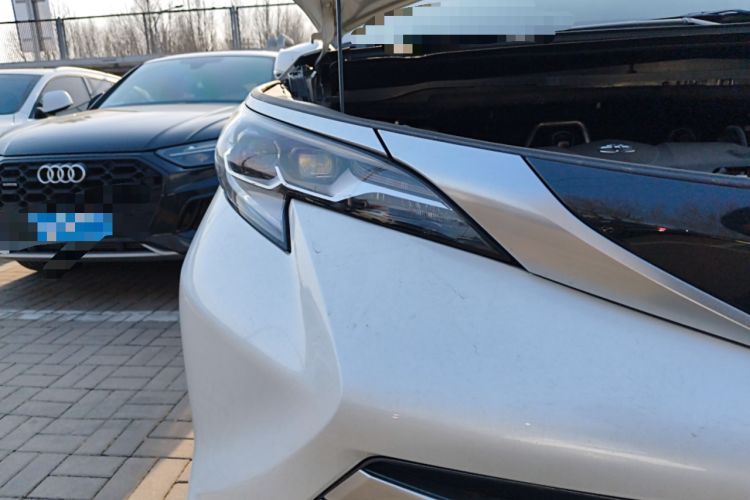 Used Toyota SIENNA 2021 2.5L Hybrid Platinum Edition