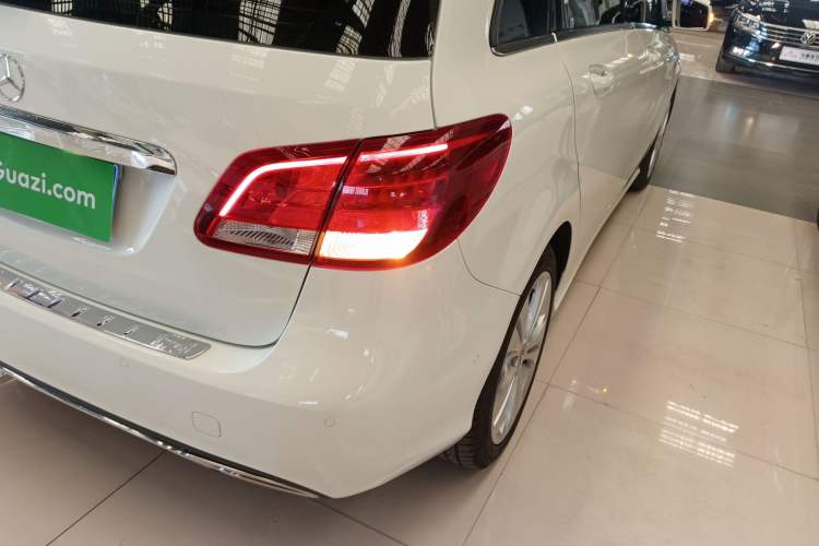 Used Mercedes-Benz B-Class 2018 B 200 Sport Edition Right Rear Taillight