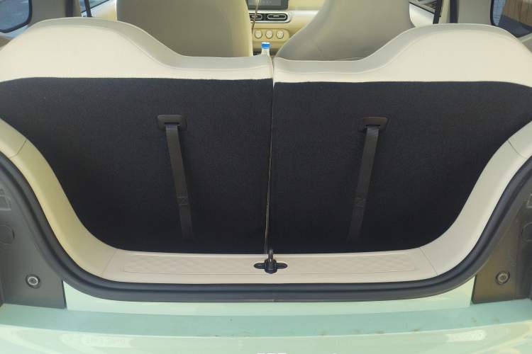 Used Wuling Hongguang MINIEV 2024 3rd Generation 215km Advanced Version
