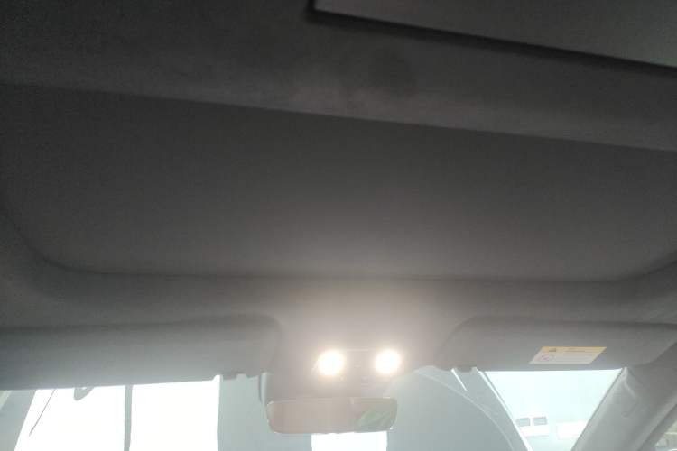 Used ONVO Luxeed L90 2025 Model—Max Six-Seater Version