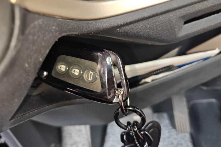 Used Baojun KiWi EV 2022 Designer Lite Edition Ternary Lithium Vehicle Key